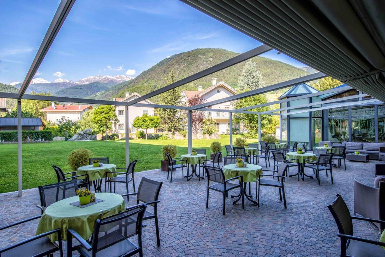 Aktiv & Wellnesshotel Zentral Prato allo Stelvio Bagian luar foto